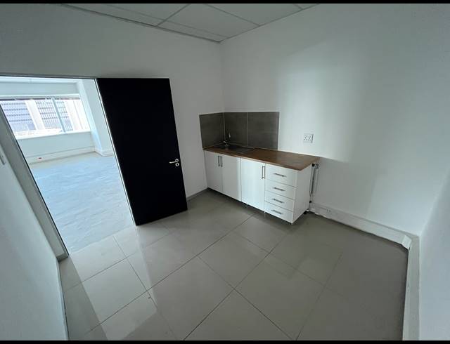 263M² OFFICE TO LET IN CAPE TOWN CITY CENTRE